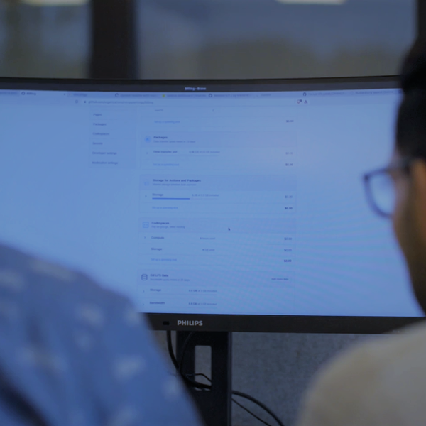 Rocsys Employee And Screen